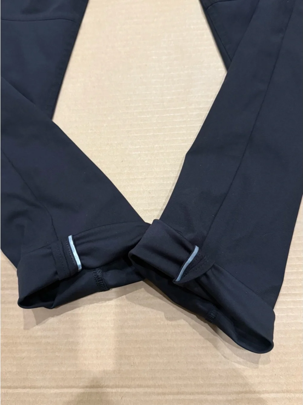 lululemon athletica Men's Black Performance Chinos Size 30x28